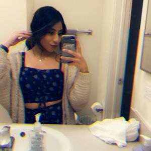 Meet your Posher, Alexis